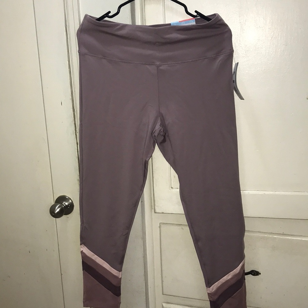 Marika Mauve Workout Gym Leggings Chevron Detail